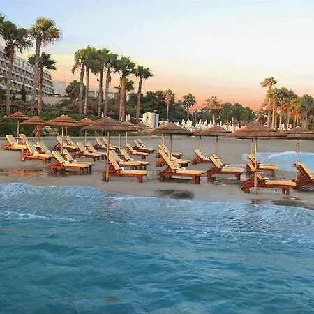 Les Villas شقة ليماسول